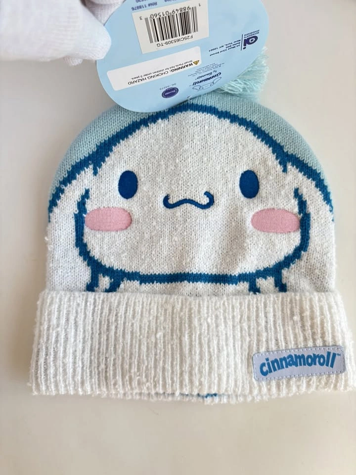 NEW Sanrio Cinnamoroll Pom Pom Beanie Hat