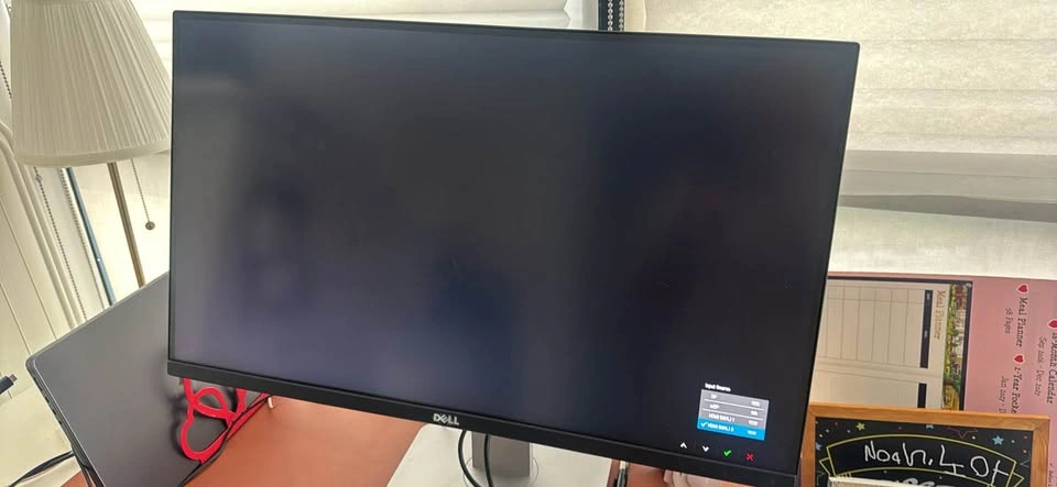 Dell UltraSharp U2715H 27-inch Monitor - photo 4
