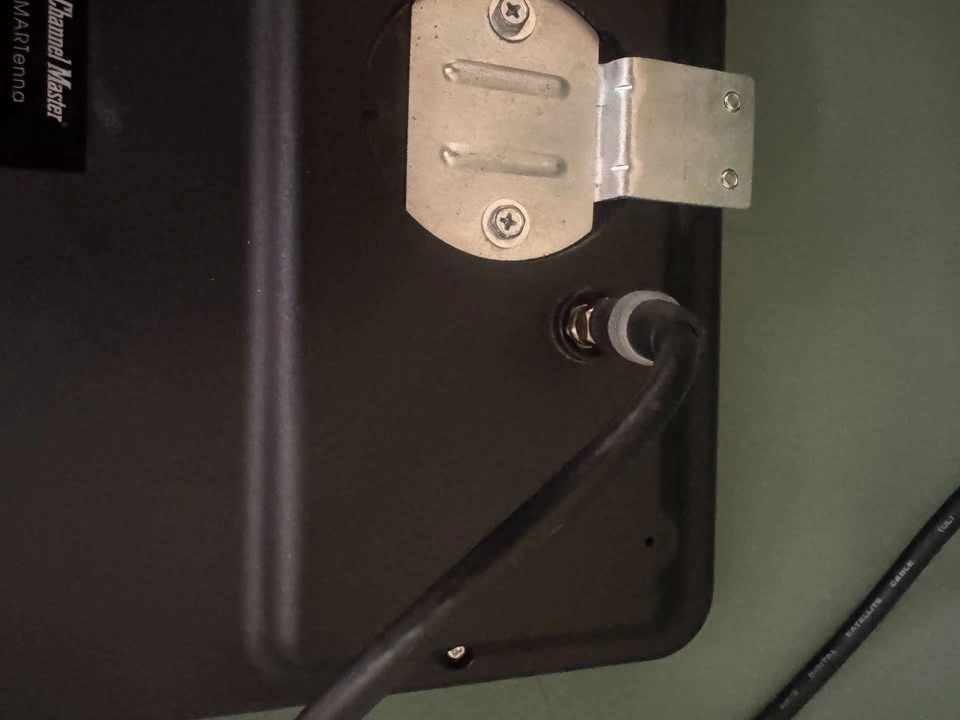 Channel Master SMARTenna (CM-3000HD) Indoor/Outdoor Antenna - photo 3