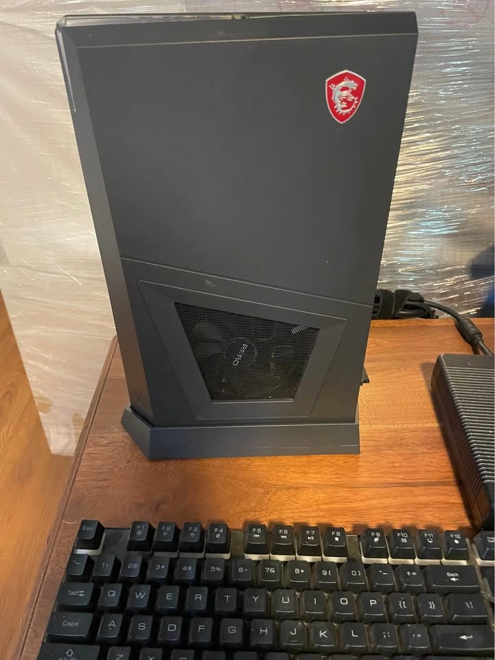 MSI Trident Gaming PC with BNIB MSI Vigor GK30 Keyboard - photo 2