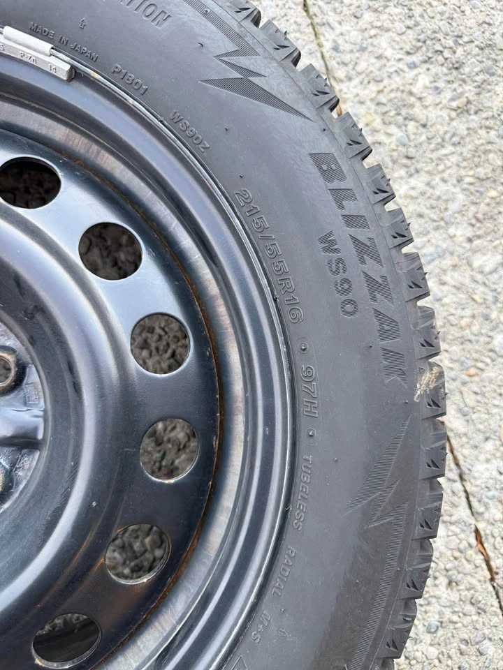 Bridgestone Honda Civic Winter Tires with Rims - photo 3