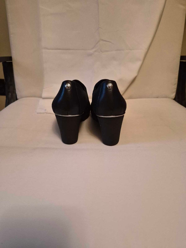 Donald J Pliner Wedge Bootie - photo 4