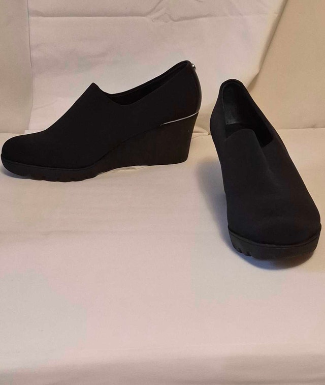 Donald J Pliner Wedge Bootie - photo 5