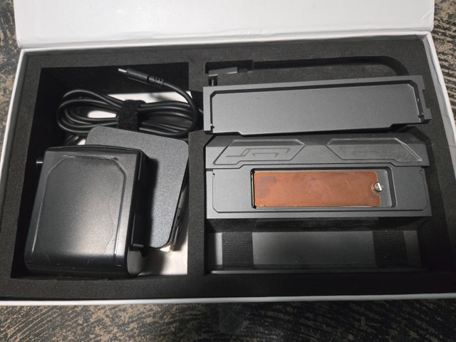 Steam Deck LCD Gaming Handheld PC – Complete Bundle - photo 2