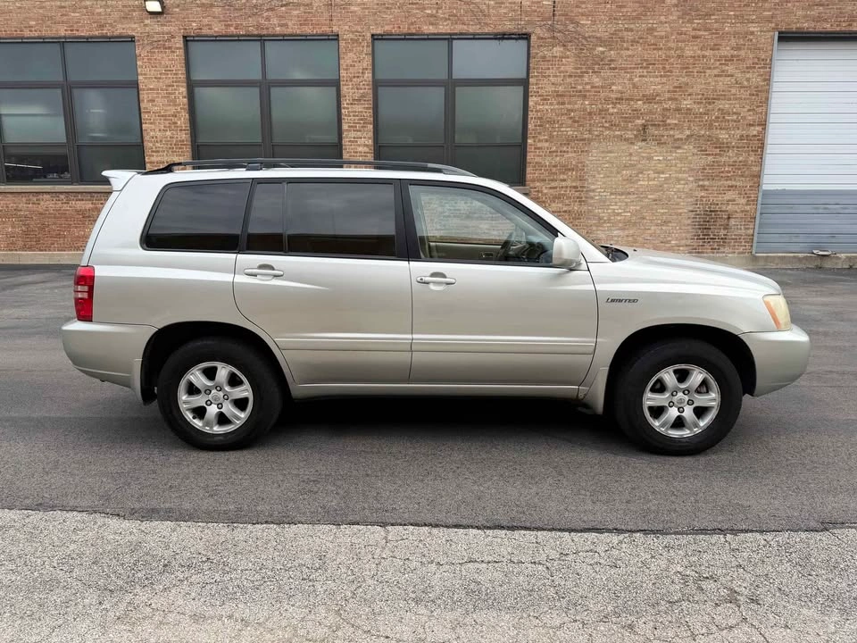 2003 Toyota Highlander · Limited Sport Utility 4D - photo 4