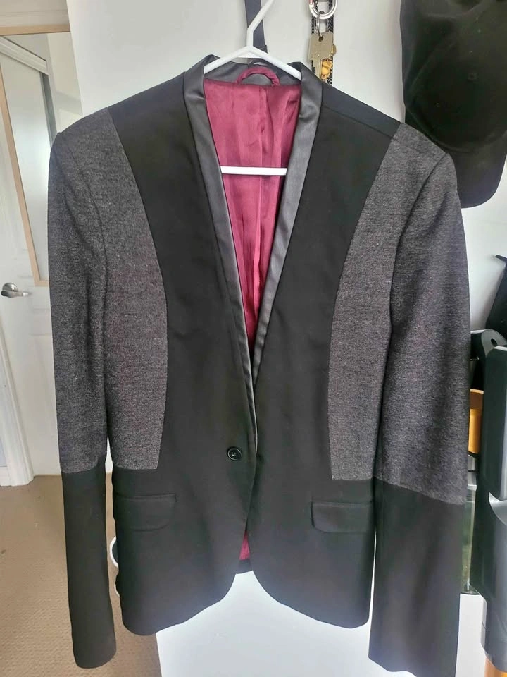 Zara Man Blazer - Men's - Small to Medium size