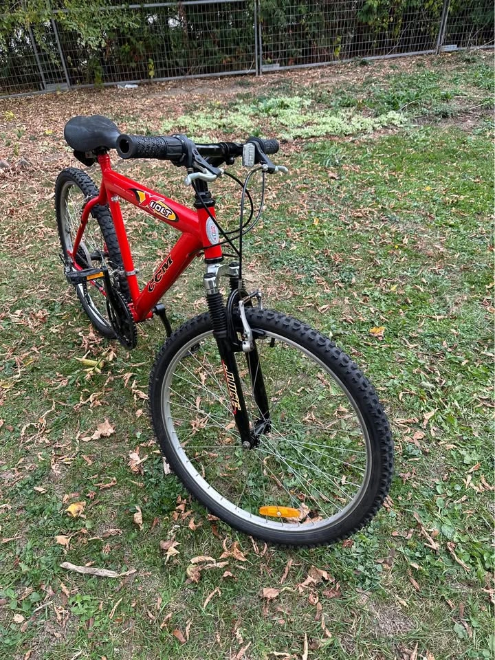 CCM Xvolt 18 speed mountain bike - photo 3