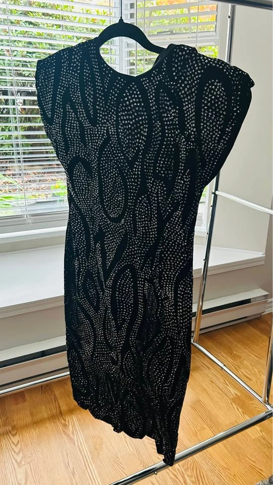 Black Sequin Embellished Cocktail Dress - photo 2