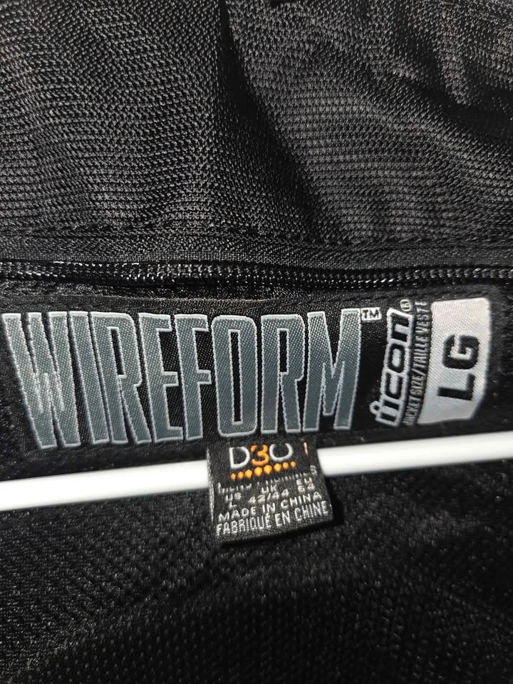 Icon Wireform Motorcycle Jacket - Size Large - photo 2