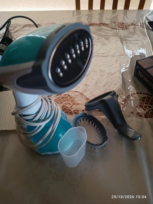 Conair Handheld Fabric Steamer