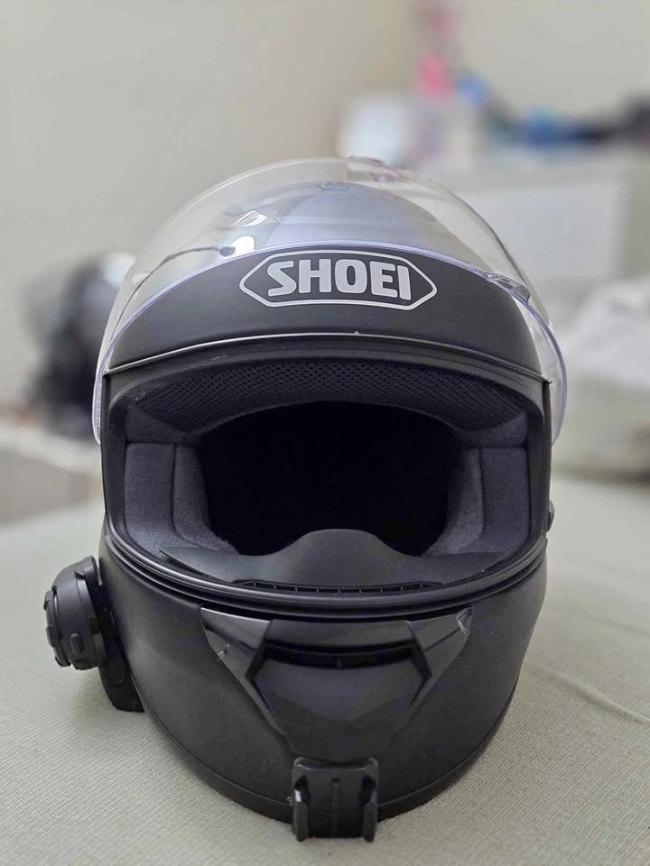 Shoei Qwest Motorcycle Helmet