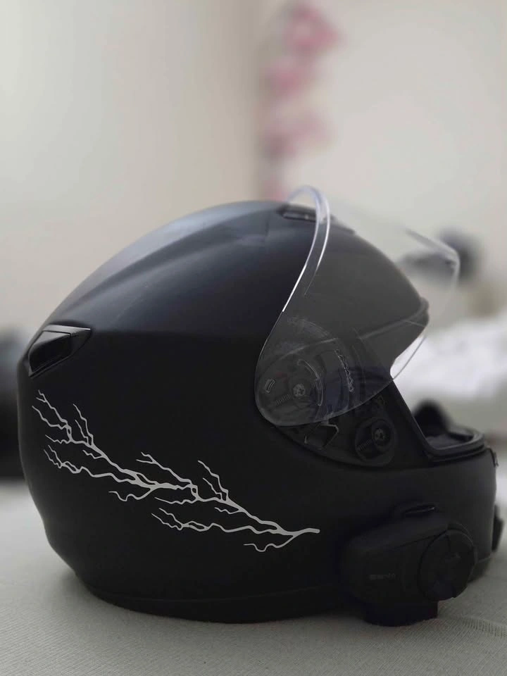Shoei Qwest Motorcycle Helmet - photo 2