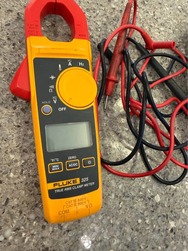 Fluke 325 True RMS Clamp Meter Set - photo 2