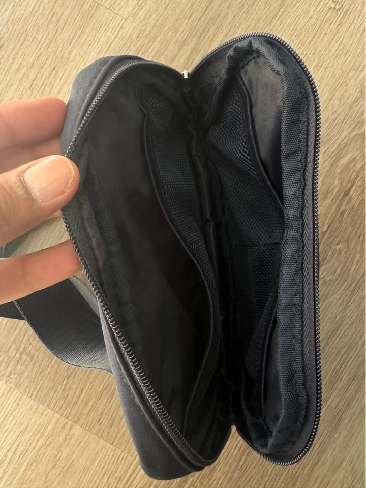 Black Belt Bag / Crossbody Waist Pouch | Brand New - photo 2