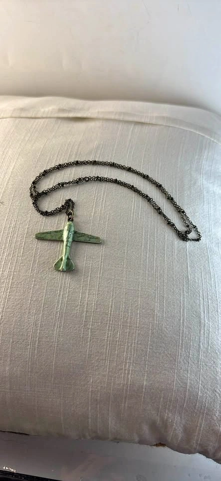 Custom Map Airplane Necklace – Vintage Boutique Travel Jewelry