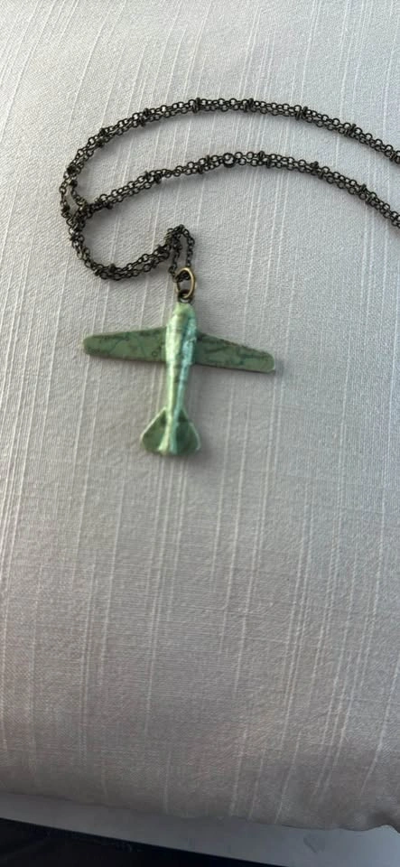 Custom Map Airplane Necklace – Vintage Boutique Travel Jewelry - photo 2