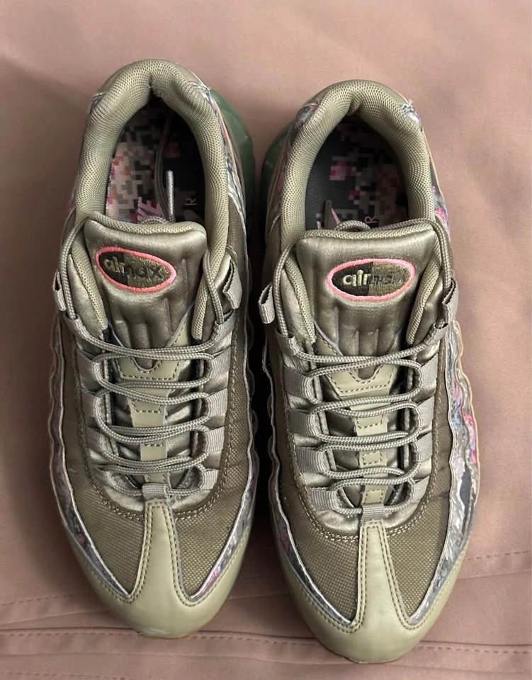Nike Air Max 95 in ‘Floral Camo’ - photo 4