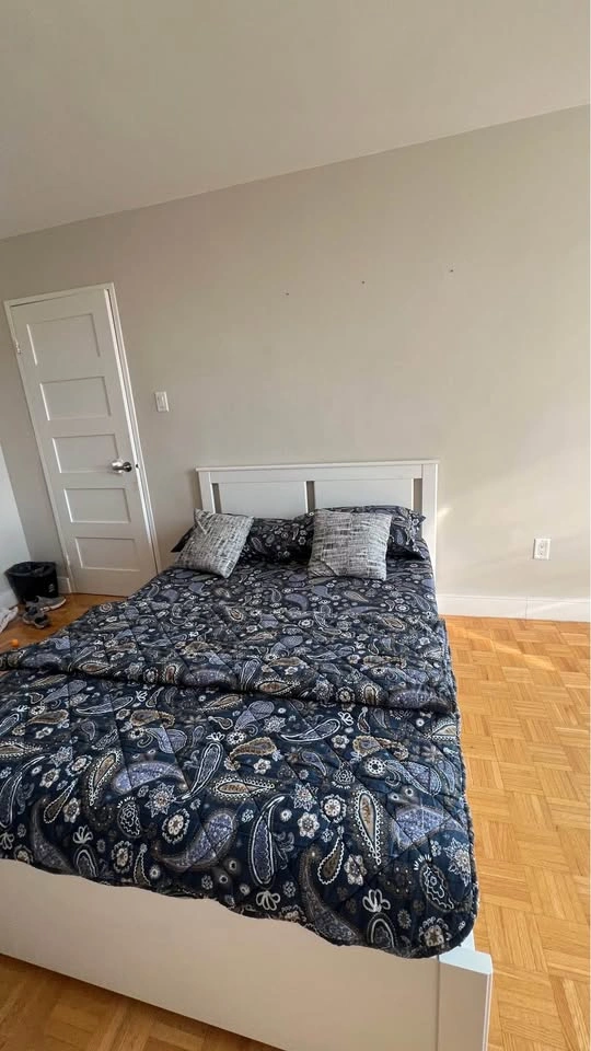 Ikea Bed Frame and Morgedal Mattress - photo 3