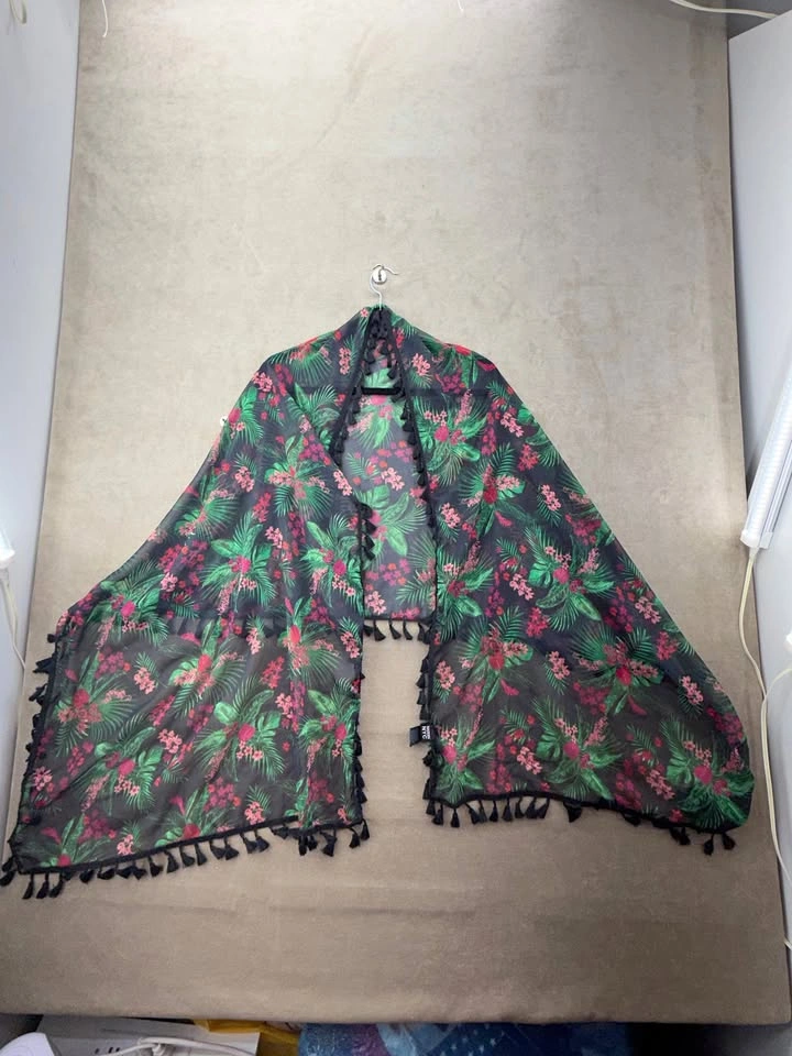 Madden NYC Tropical Floral Sheer Beach Cover-Up Wrap
