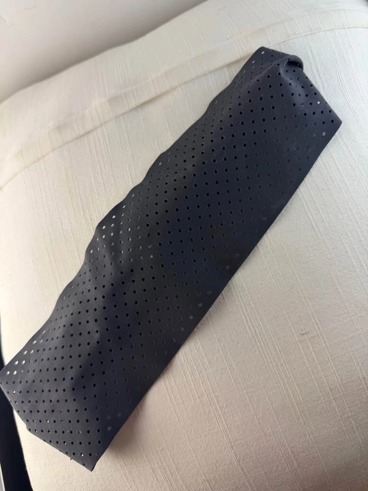 MINT Lululemon Flow Rider Laser-Cut Wide Headband - Dark Grey - photo 3