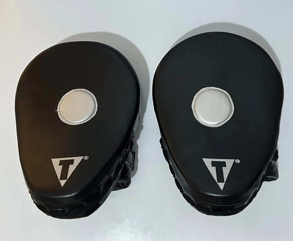 Title Boxing Platinum Incredi-Ball Leather Punch Mitts - photo 2