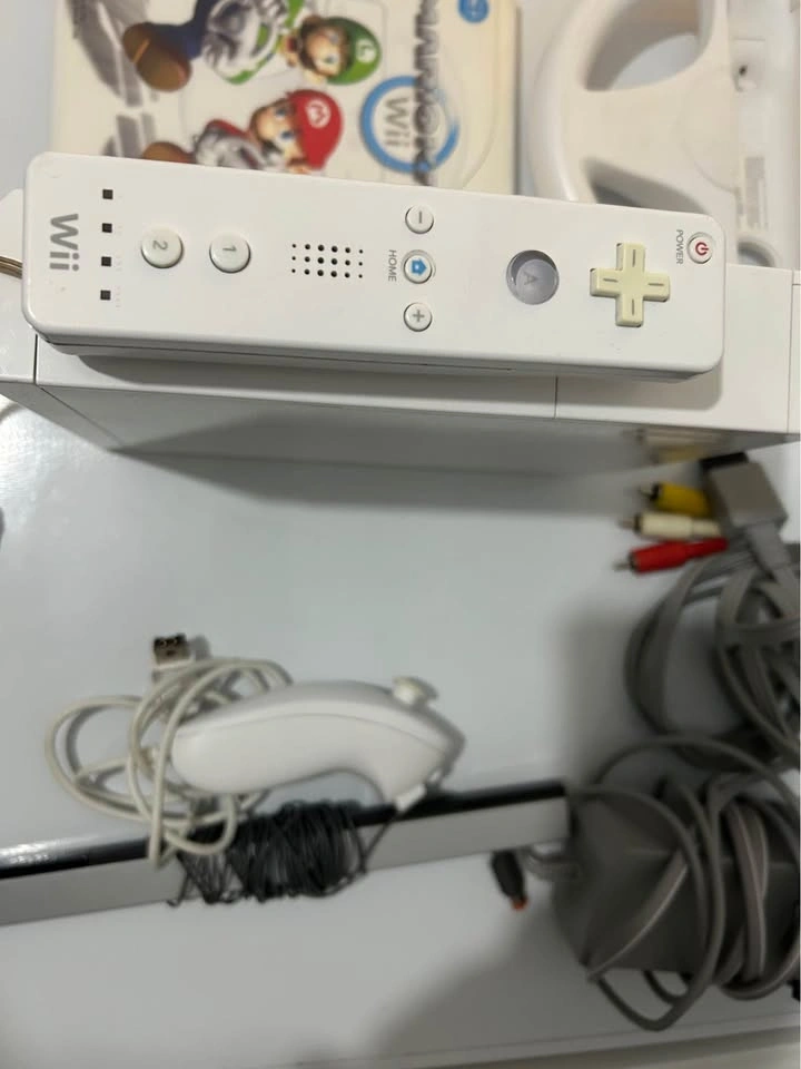 Nintendo Wii - Mario Kart Bundle - photo 5