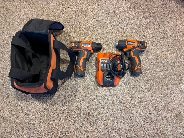 Ridgid Drill / Driver, Impact, 2 batteries, charger and case
