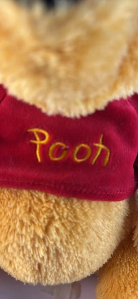 Authentic Disney Store Winnie the Pooh Plush Toy - photo 3