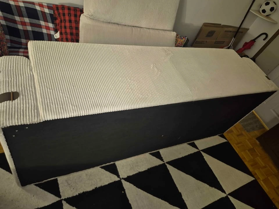 Sofa and Couch - photo 2