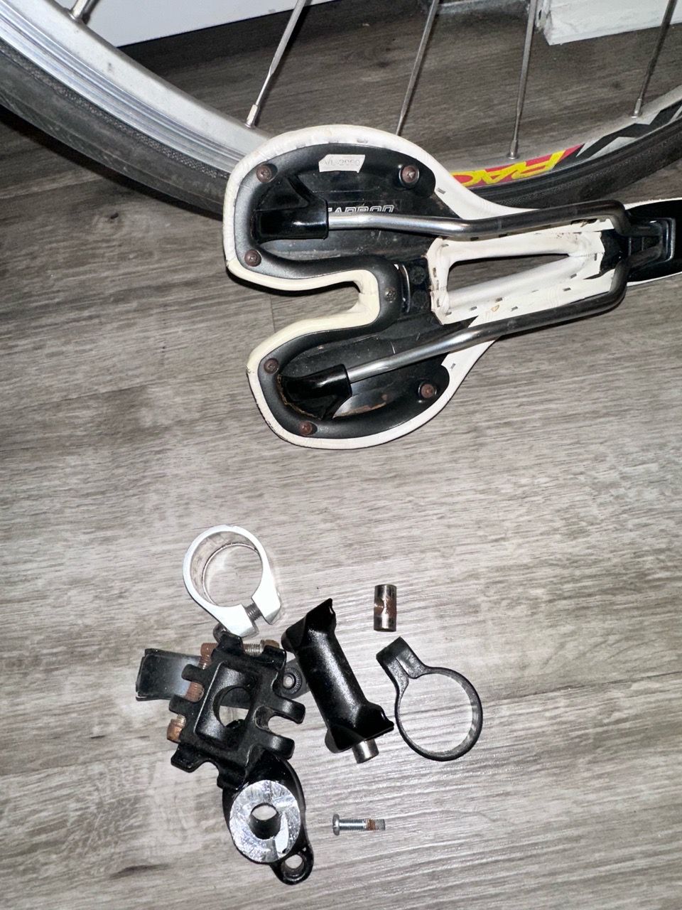 Specialized Allez Road Bike – All Original Components - photo 4