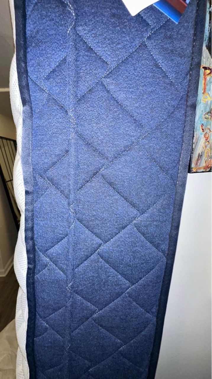 Sealy Twin Mattress and Solid Wood Bed Frame - photo 3