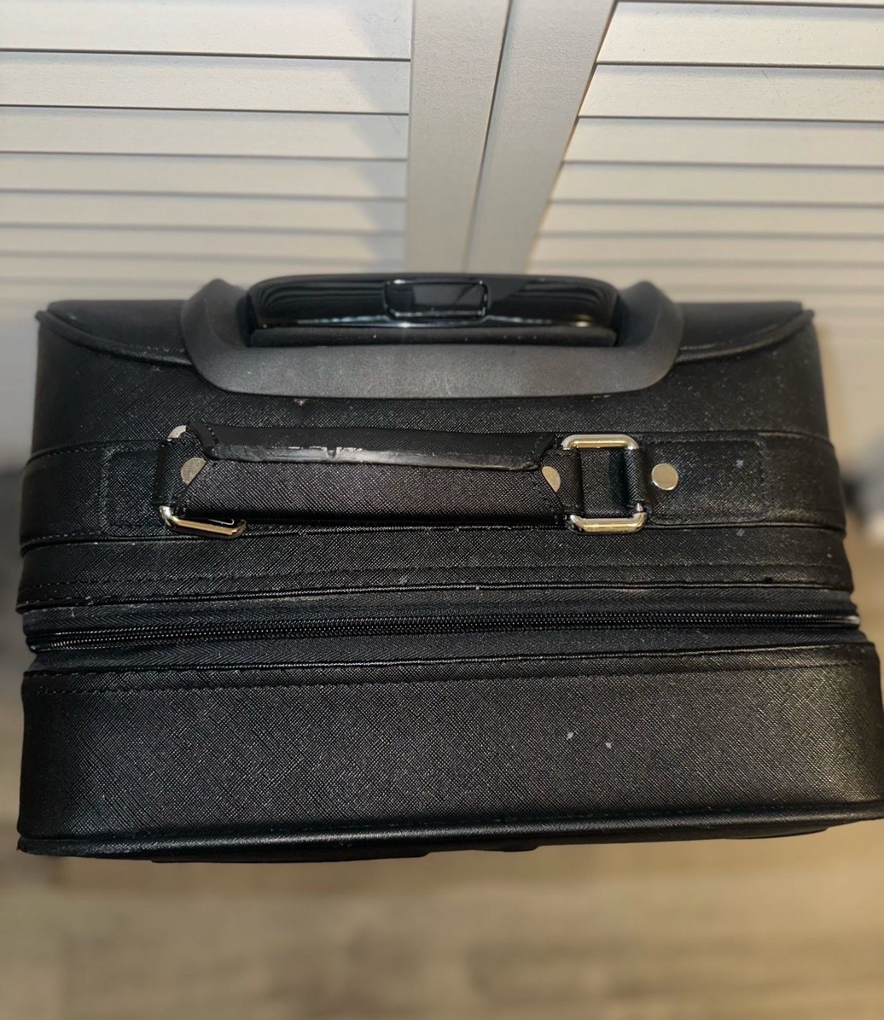 Karl Lagerfeld Vegan leather carry on bag - photo 3