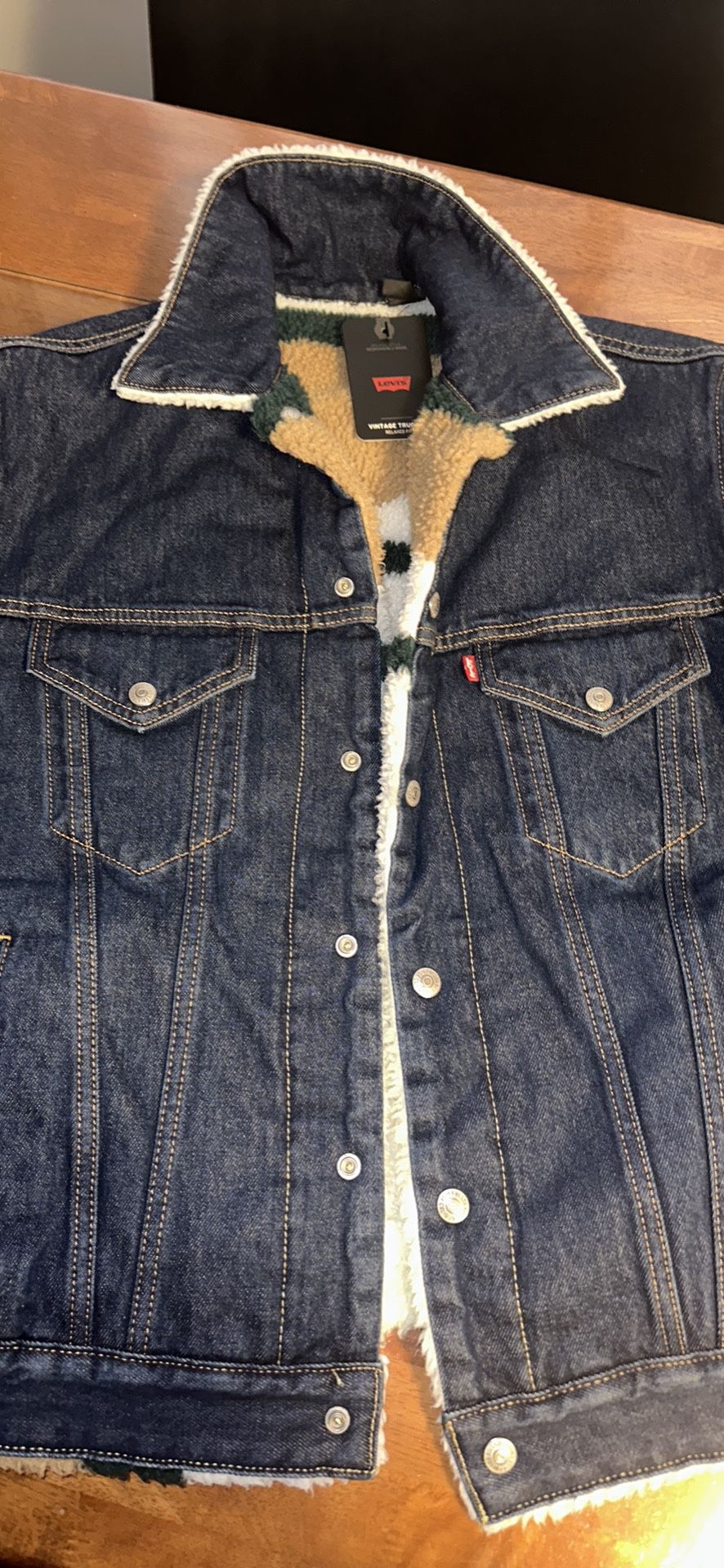 New with tags authentic Levi’s men’s sherpa S Reversible - photo 2