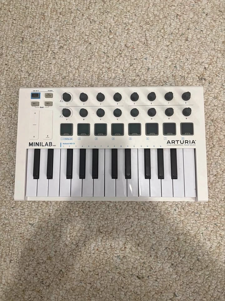 Arturia MiniLab MkII