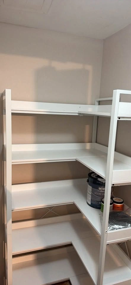 MOVING SALE White L-shaped shelf unit - photo 4