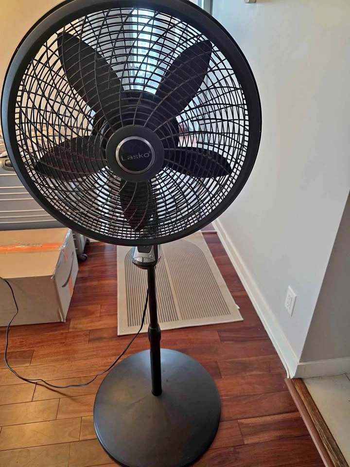 Lasko Pedestal Fan 18 inch