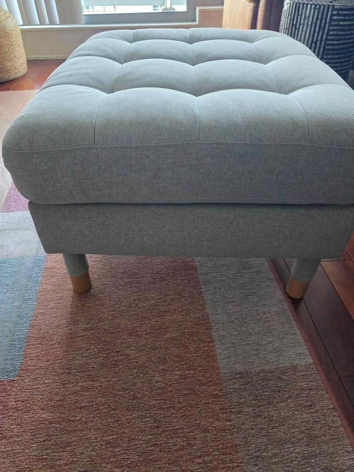 Tufted Fabric Ottoman IKEA light blue- green - photo 4