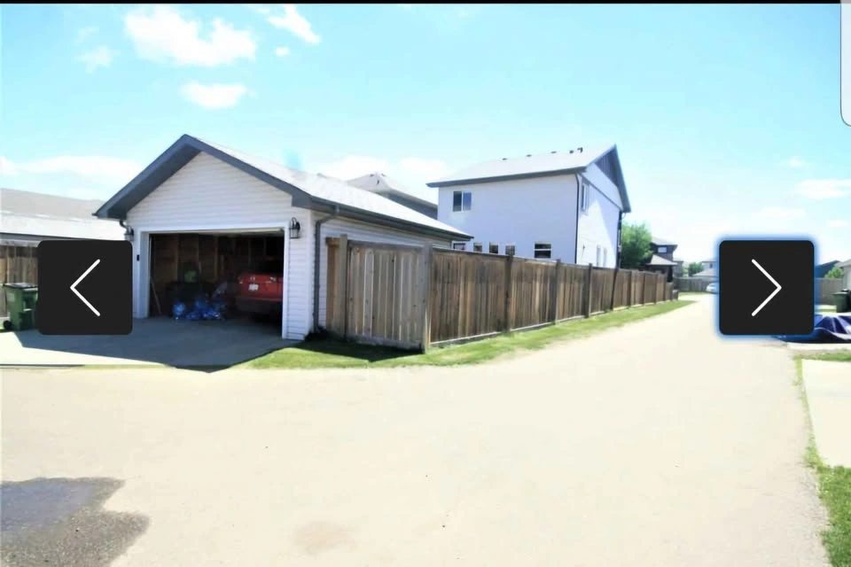 4 Beds 2.5 Baths - House - photo 3