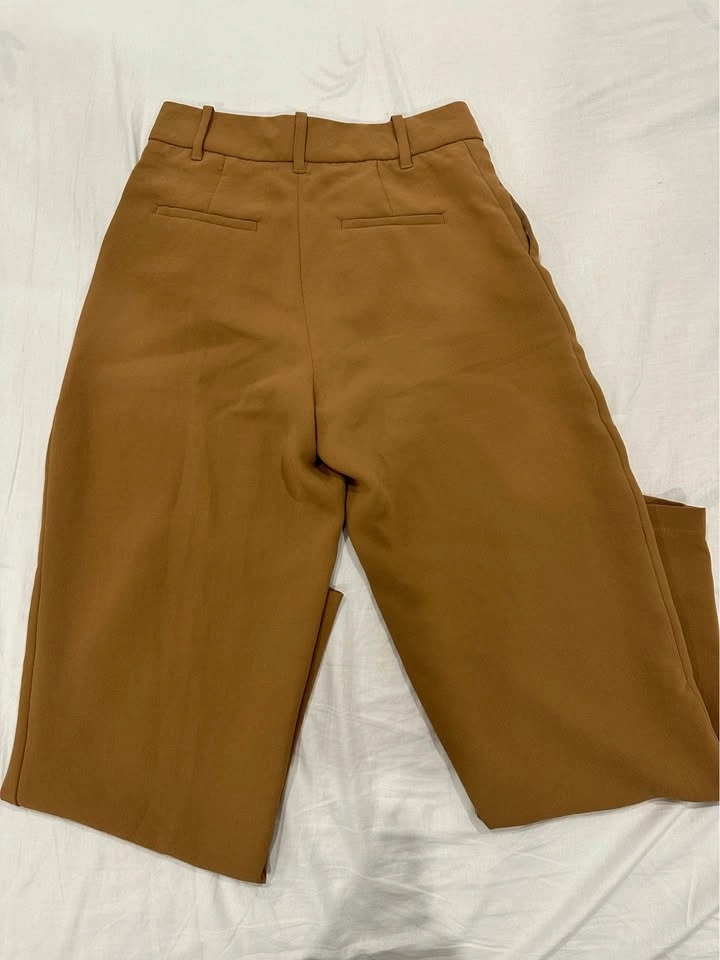 Aritzia Carrot Pants Saville size 0 - Like New - photo 3