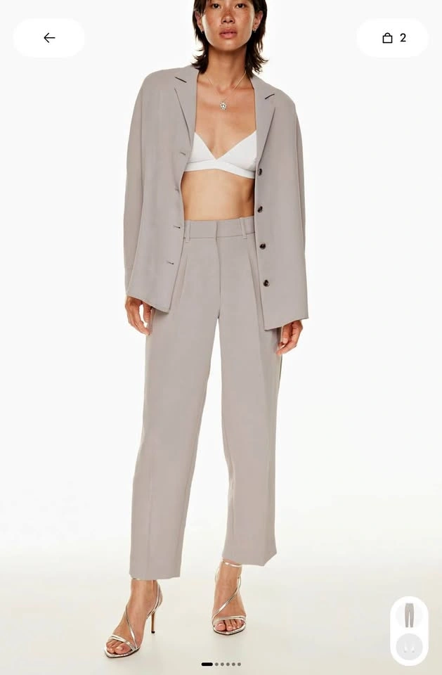 Aritzia Carrot Pants Gray Size 0