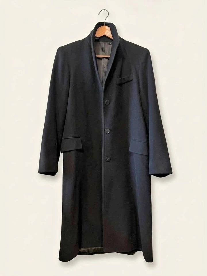 Sleek Premium 88% Wool Long Coat in Black-Woman Size 4/Small