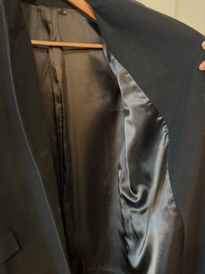 Sleek Premium 88% Wool Long Coat in Black-Woman Size 4/Small - photo 4