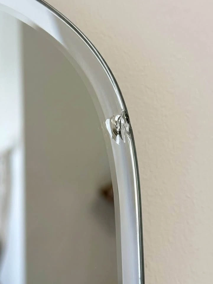 Vintage Scalloped Beveled Wall Mirror - photo 4