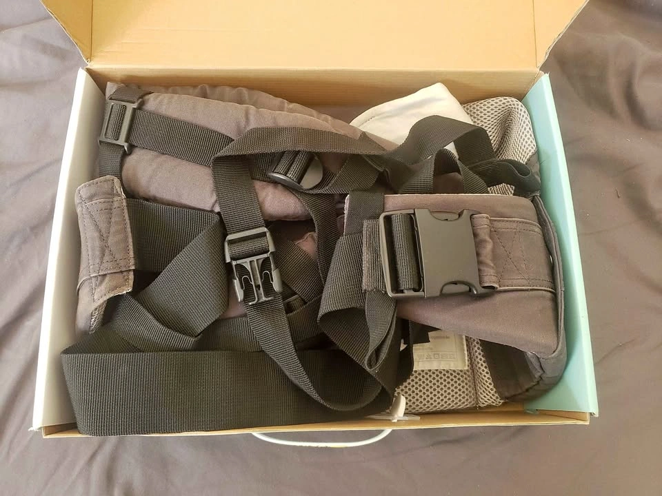 LÍLLÉbaby COMPLETE All Seasons Baby Carrier - Charcoal