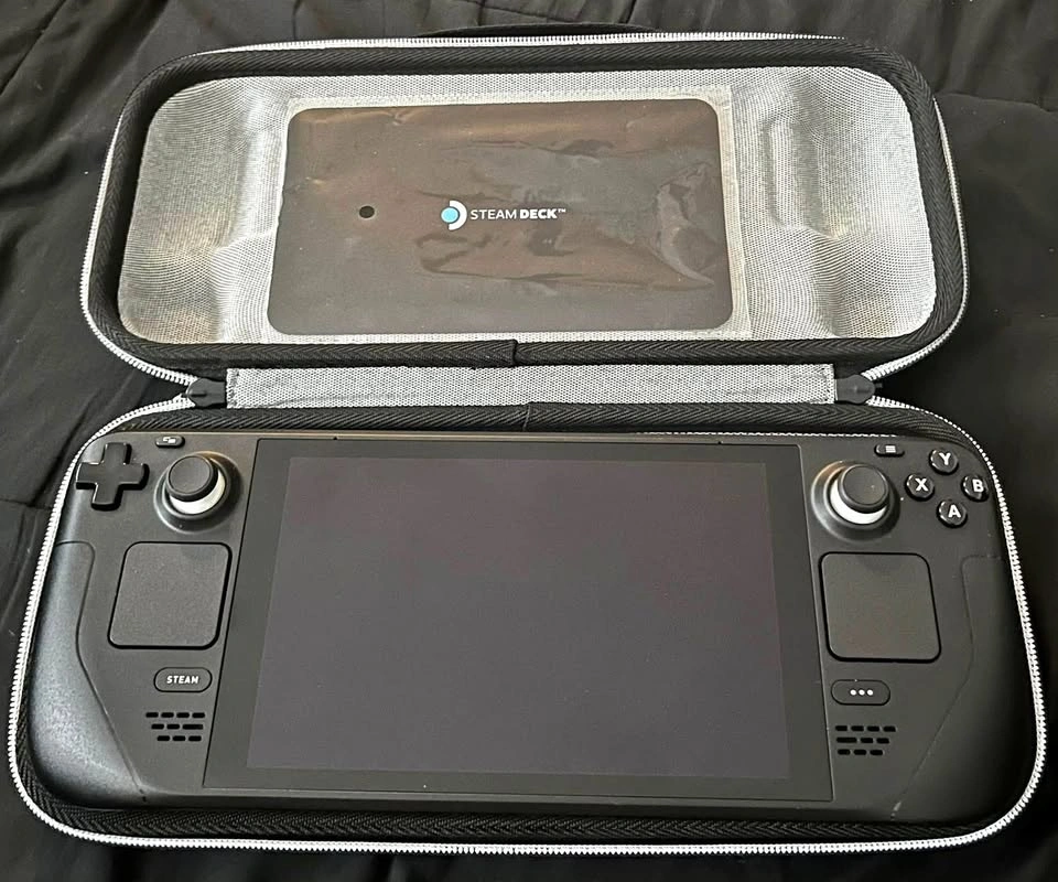 Valve Steam Deck LCD