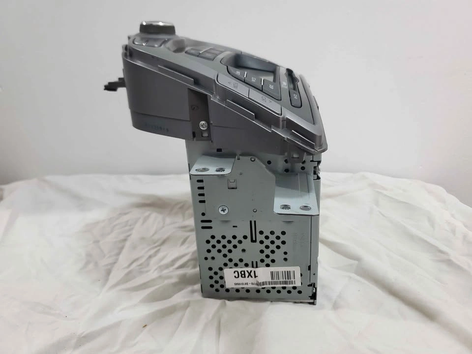 2011-2013 Hyundai Elantra OEM Radio CD Player Bluetooth - photo 4