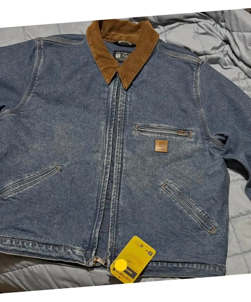 NWT Carhartt denim Detroit jean jacket (corduroy collar)