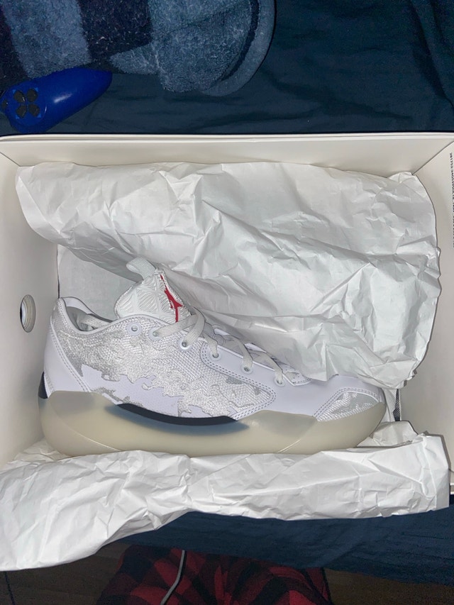Jordan 39 size 9 mens