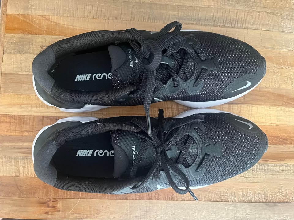 Nike Renew Shoes - photo 2