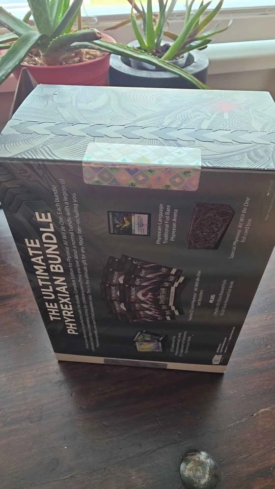 Magic: The Gathering - Phyrexia: All Will Be One Bundle - photo 4